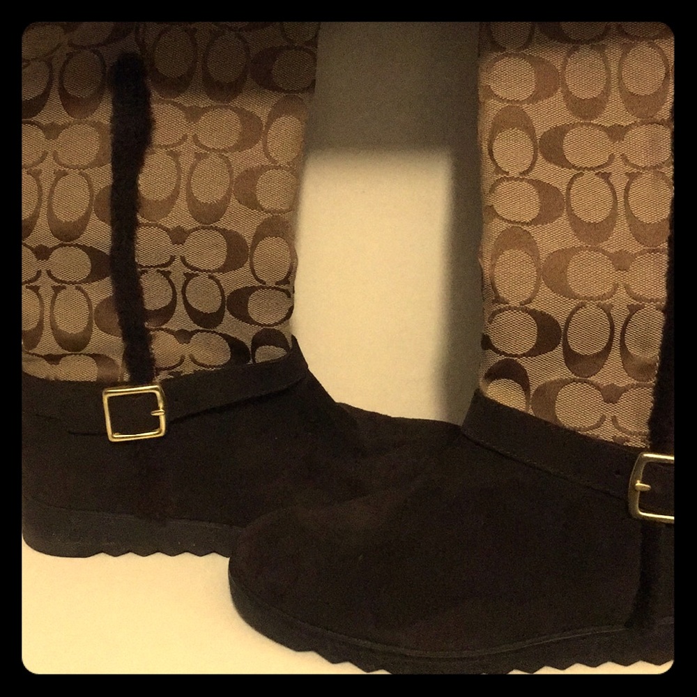 Monogrammed C Coach buckle boots